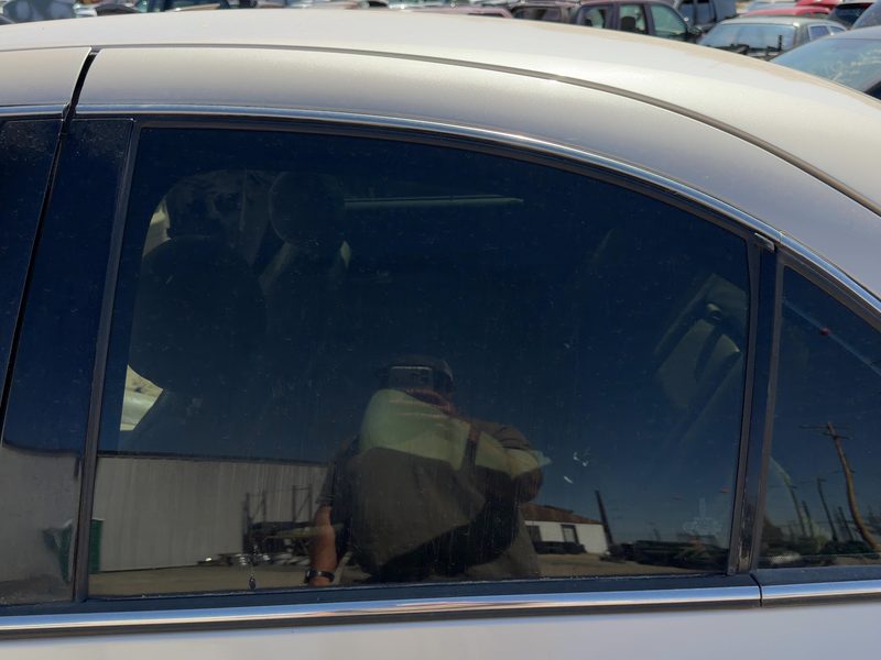 2000-2006 Lincoln LS Rear Door Glass/Window LH