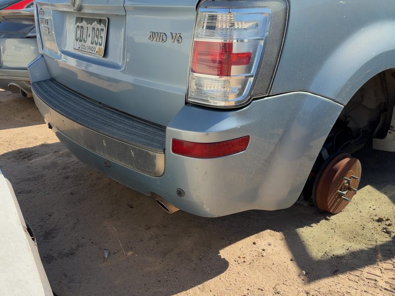 2008-2011 Mercury Mariner Rear Bumper Assembly