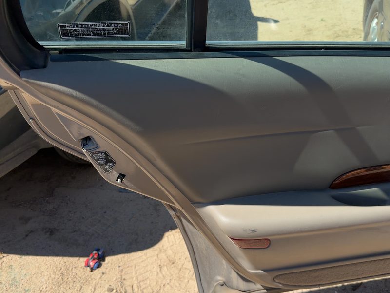 2000-2003 Buick Lesabre (80 & Up) Rear Door Trim Panel LH