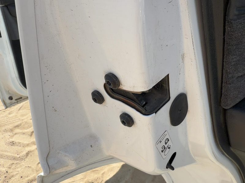 1995-2005 Blazer S10/jimmy S15 Rear Door Latch LH