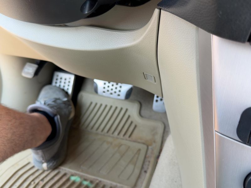 2003-2005 Infiniti FX Series Dash Panel