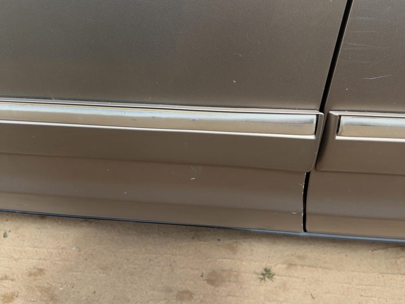 1998-2005 Mercury Grand Marquis (79 & Up) Front Door Moulding LH