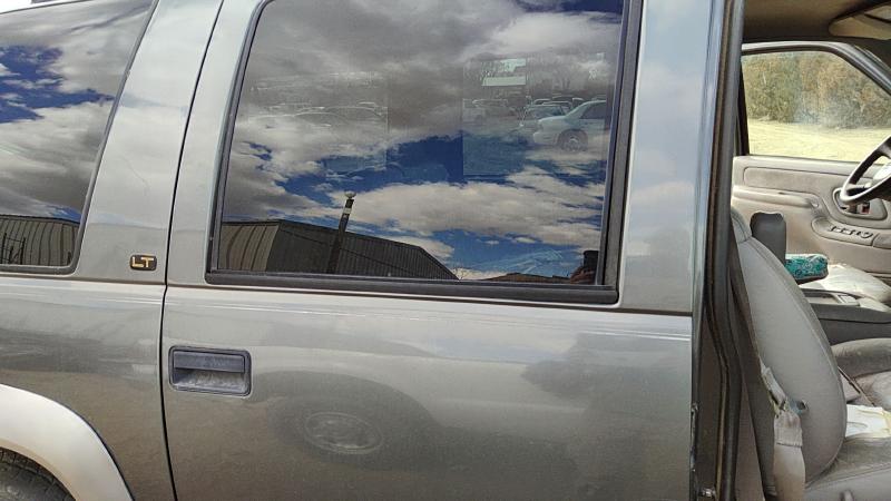 1992-2000 Chevy/gmc Suburban 1500 Series Rear Door RH