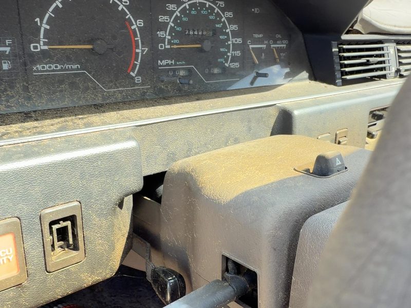 1987-1988 Nissan Maxima Dash Panel
