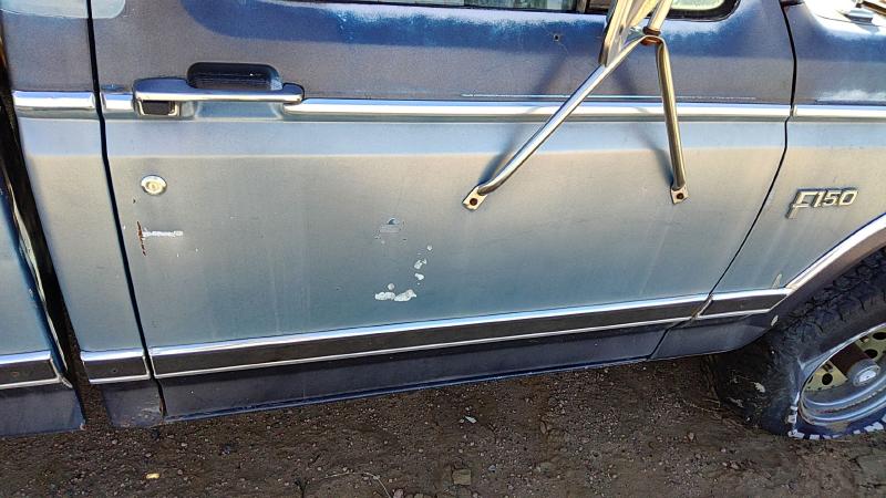 1980-1986 Ford Pickup F150 Series Front Door RH
