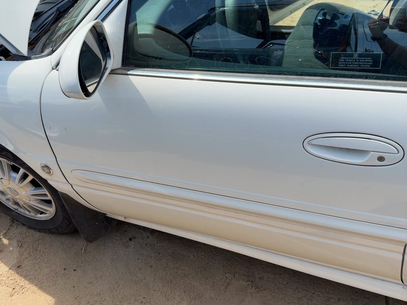 2000-2005 Buick Lesabre (80 & Up) Front Door LH