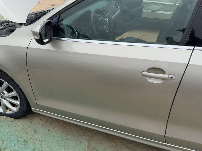 2011-2018 Jetta Except Gli Front Door LH