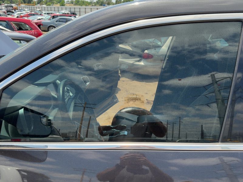 2010-2017 Chevrolet Equinox Front Door Glass/Window LH
