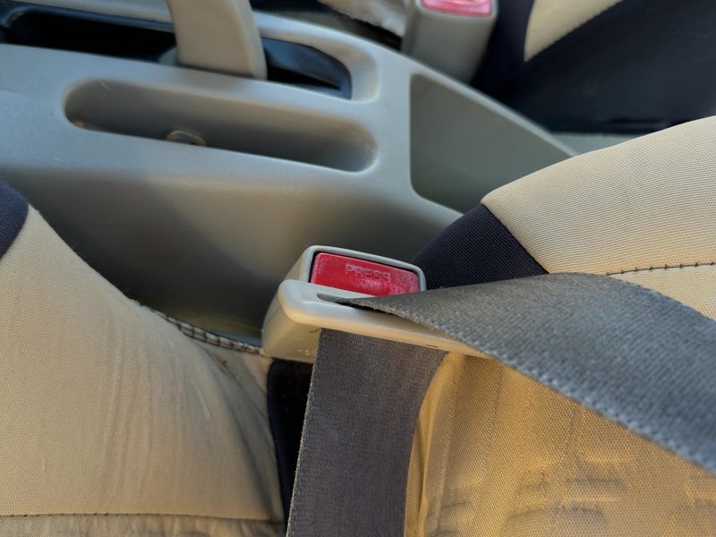 1999 Toyota Corolla (also See FX 87-88) Front Seat Belt LH