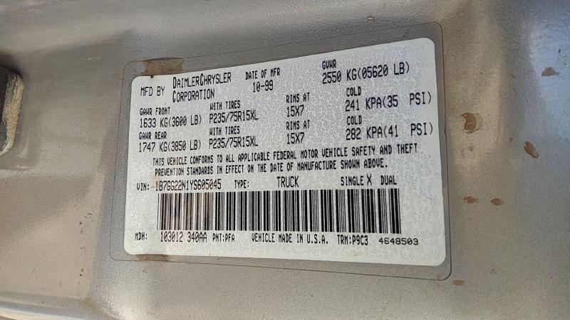 2000-2001 Dodge Dakota (mid-size) Axle Shaft RH