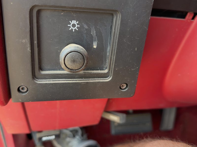 1985-1999 Dodge Dakota (mid-size) Headlight Switch (Dash Mtd)
