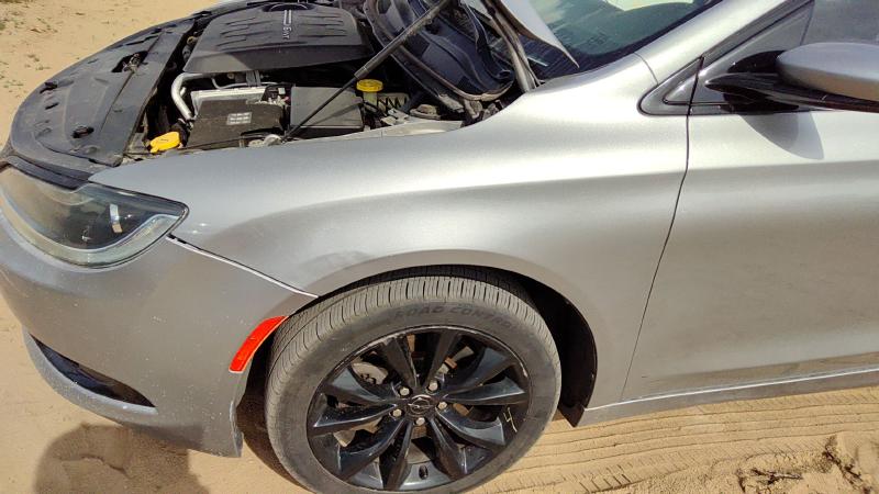 2015-2017 Chrysler 200 Fender LH