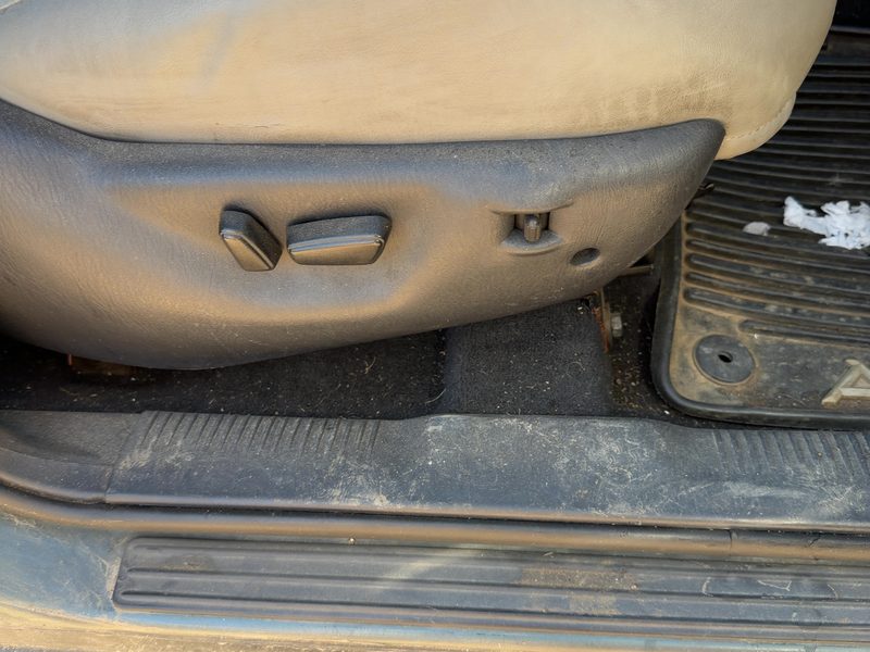 2002 Jeep Grand Cherokee Seat Track RH