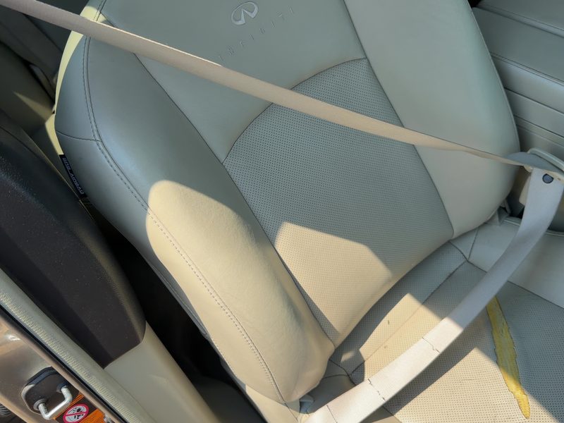 2003-2005 Infiniti FX Series Front Seat Belt RH