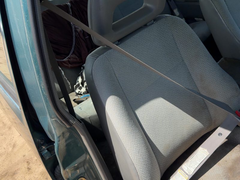 1995 Isuzu Rodeo Front Seat Belt RH