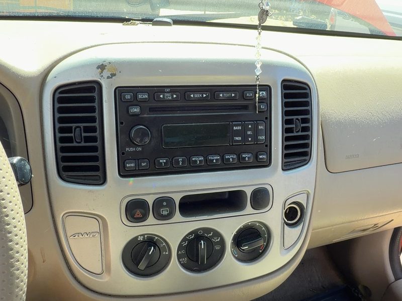 2005-2007 Ford Escape Dash Panel