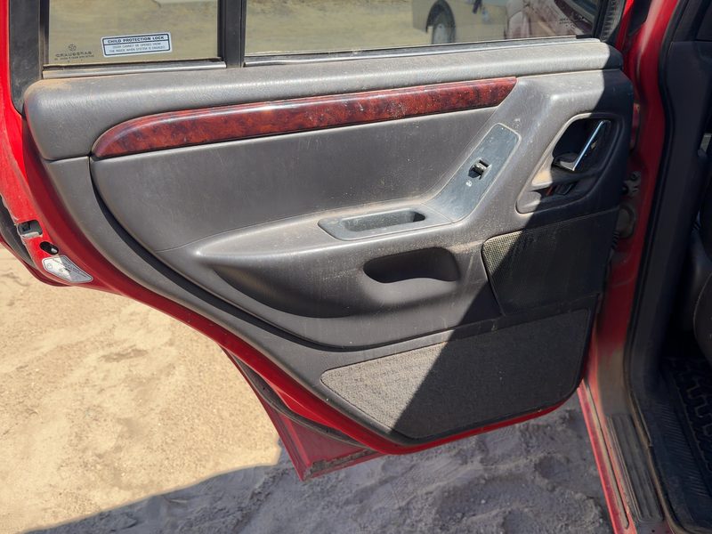 2000 Jeep Grand Cherokee Rear Door Trim Panel LH