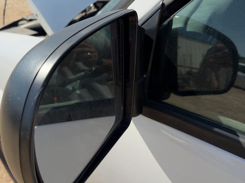1998-2005 Blazer S10/jimmy S15 Door Mirror LH