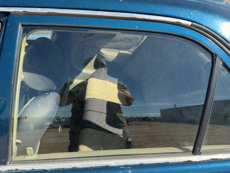 1998-2002 Toyota Corolla (also See FX 87-88) Rear Door Glass/Window LH