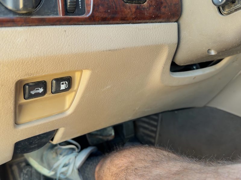 2000-2002 Lincoln LS Dash Panel