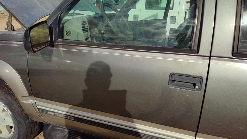 1988-2002 Chevy/gmc Suburban 1500 Series Front Door LH