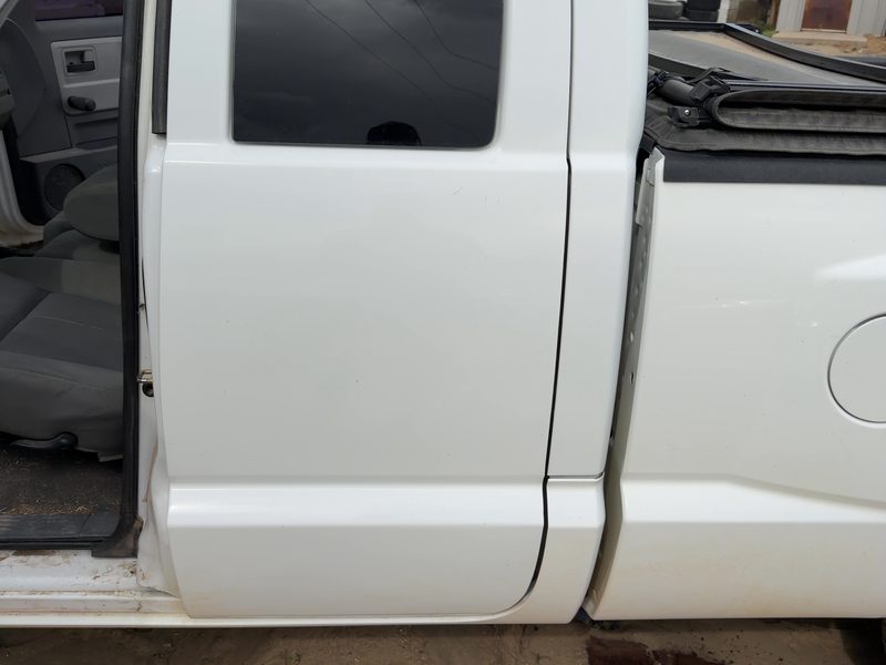 2005-2011 Dodge Dakota (mid-size) Rear Door LH