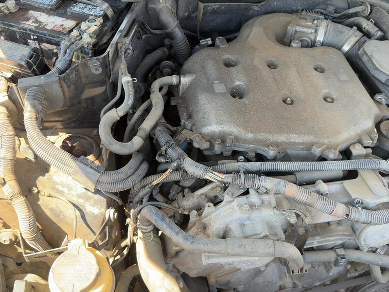 2004-2008 Infiniti M35 Cylinder Head RH