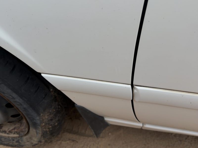 2000-2001 Toyota Camry Fender Moulding LH