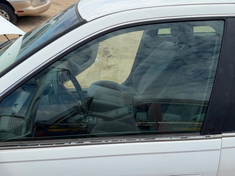 1997-2001 Toyota Camry Front Door Glass/Window LH