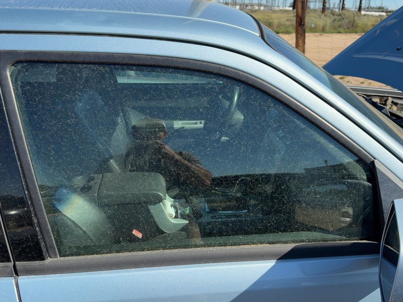 2008-2012 Mercury Mariner Front Door Glass/Window RH