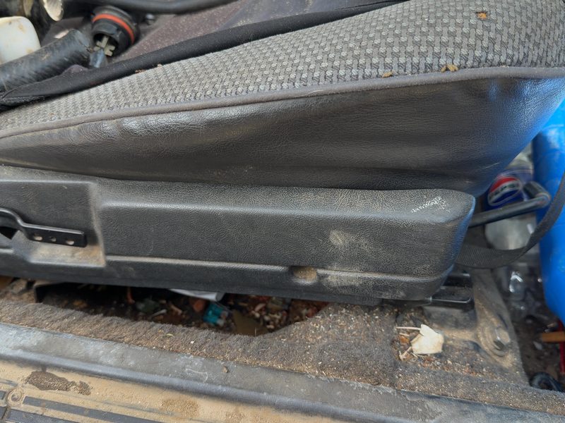 1988 Toyota FX (includes Fx16) Seat Track RH