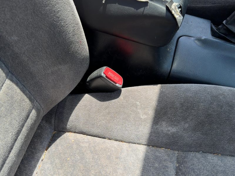 1998 Nissan Maxima Front Seat Belt RH