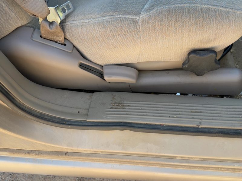2001 Buick Lesabre (80 & Up) Seat Track RH