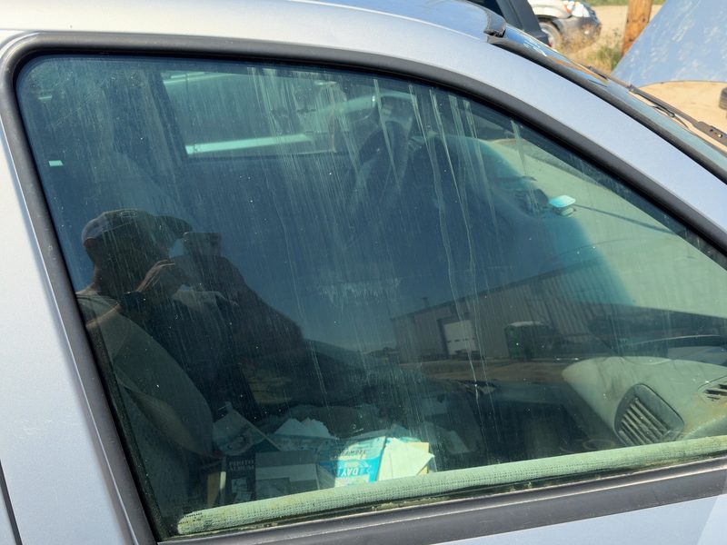 1997-2009 Chevrolet Venture Front Door Glass/Window RH