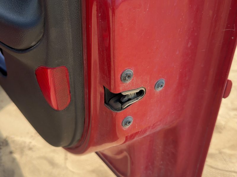 2006-2011 Chevrolet Impala (80 & Up) Front Door Latch RH