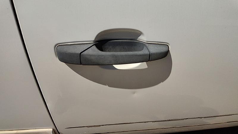 2007-2014 Chevrolet 2500 Silverado Pickup Outside Door Handle RH