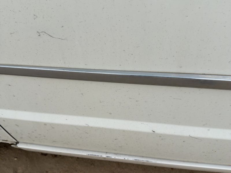 2010-2016 Chrysler Town & Country Front Door Moulding LH