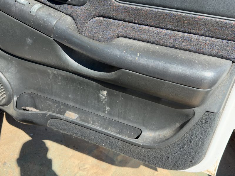 1998-2001 Blazer S10/jimmy S15 Front Door Trim Panel RH