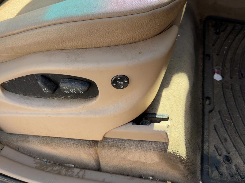 2006 BMW X5 Seat Track RH