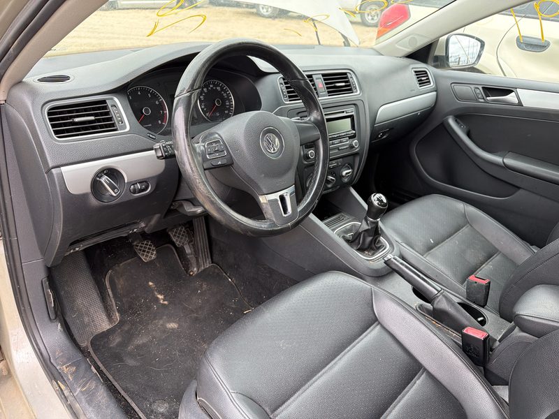 2011-2018 Jetta Except Gli Strut Assembly LH