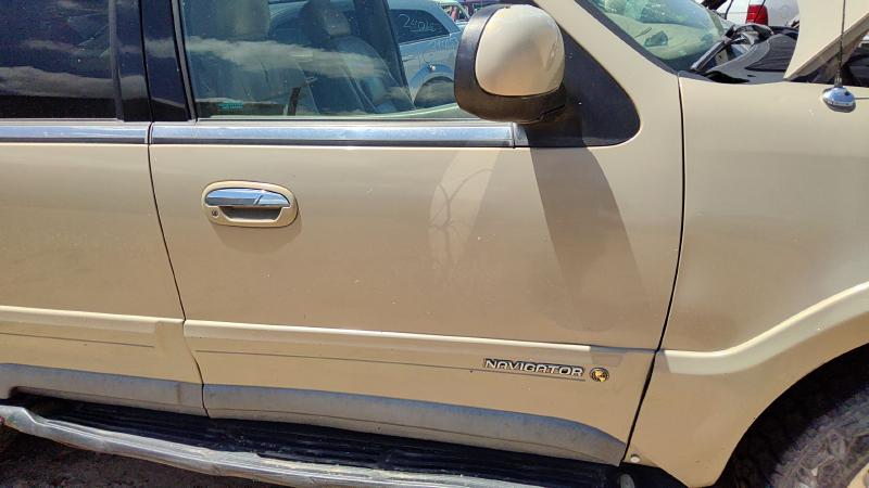 1998-2003 Lincoln Navigator Front Door RH
