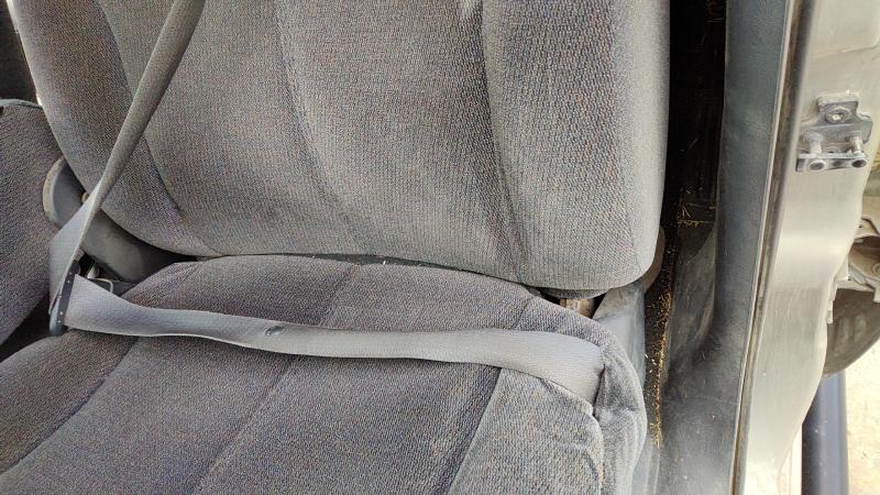 2001-2002 GMC Sierra 2500 Pickup Front Seat Belt