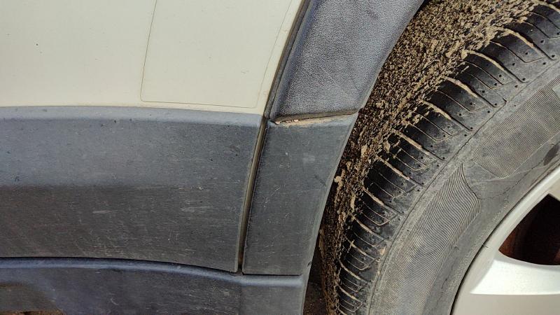 2012 Subaru Legacy/ Outback Quarter Panel Moulding LH