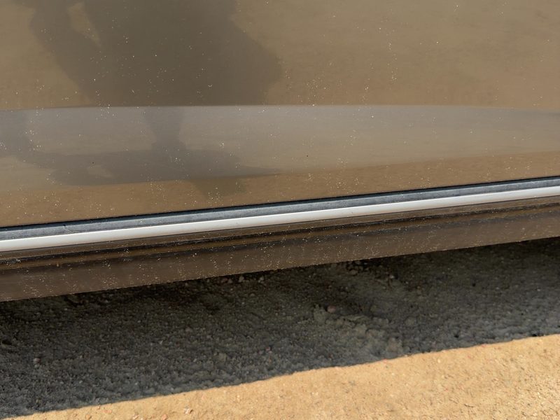 2003-2005 Infiniti FX Series Front Door Moulding RH