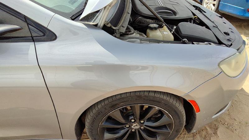 2015-2017 Chrysler 200 Fender RH