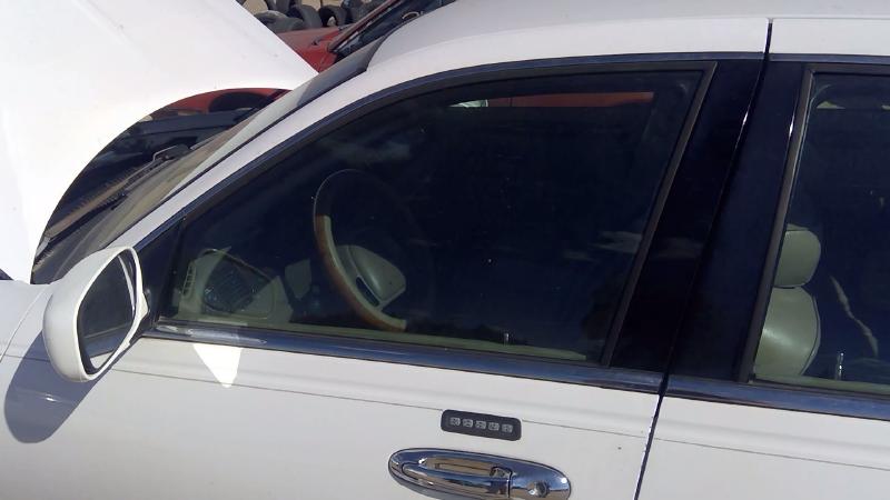 1998-2011 Linc & Town (also See Cont 82 Up) Front Door Glass/Window LH