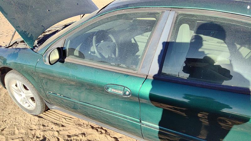 2000-2007 Ford Taurus(see Also Taurus X) Front Door LH