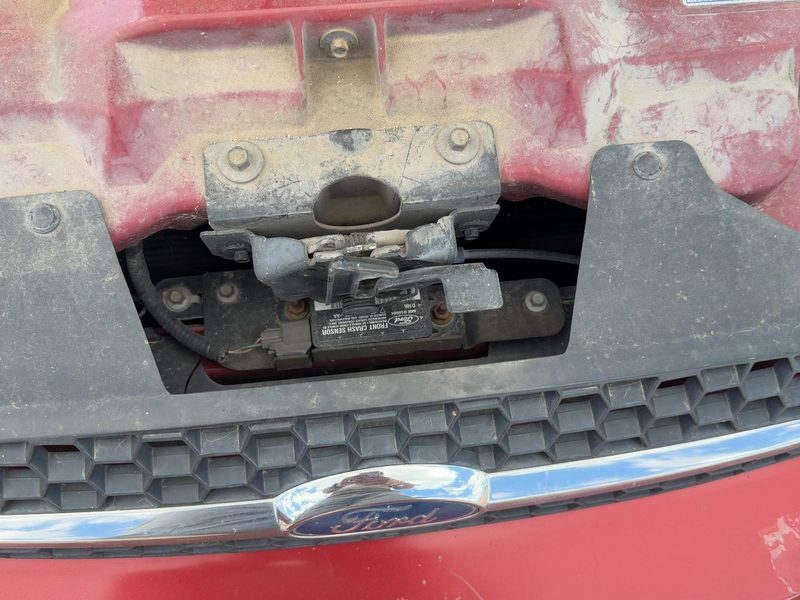2000-2007 Ford Taurus(see Also Taurus X) Radiator Support