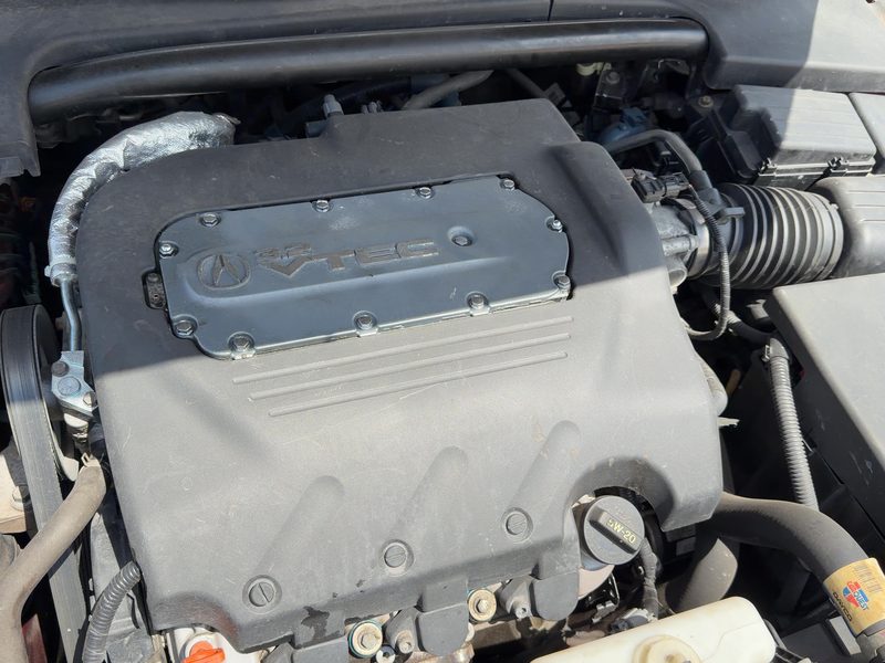 2004-2006 Acura Tl Engine Cover