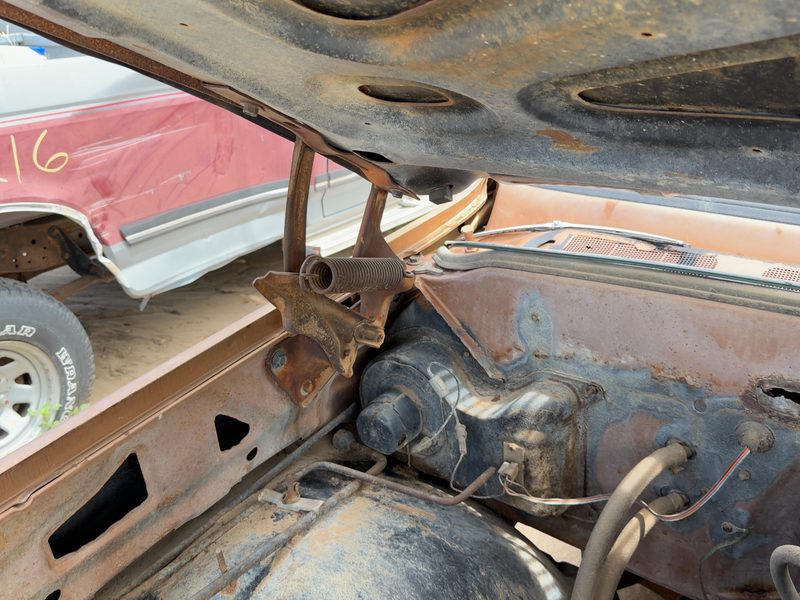 1973-1980 Chevrolet Pickup 20 Series Hood Hinge RH
